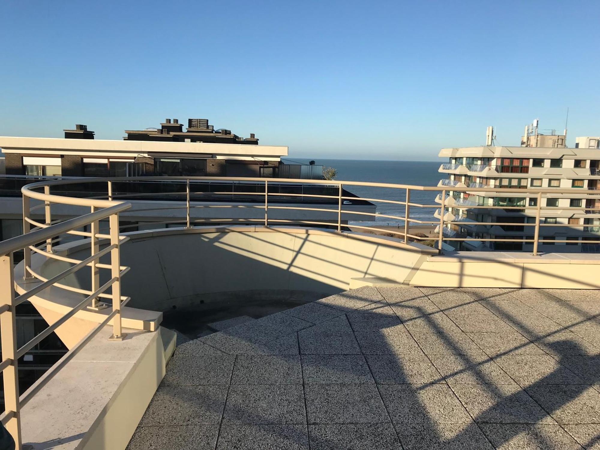 Apartamento Duplex Penthouse Super Zeezicht De Panne Exterior foto